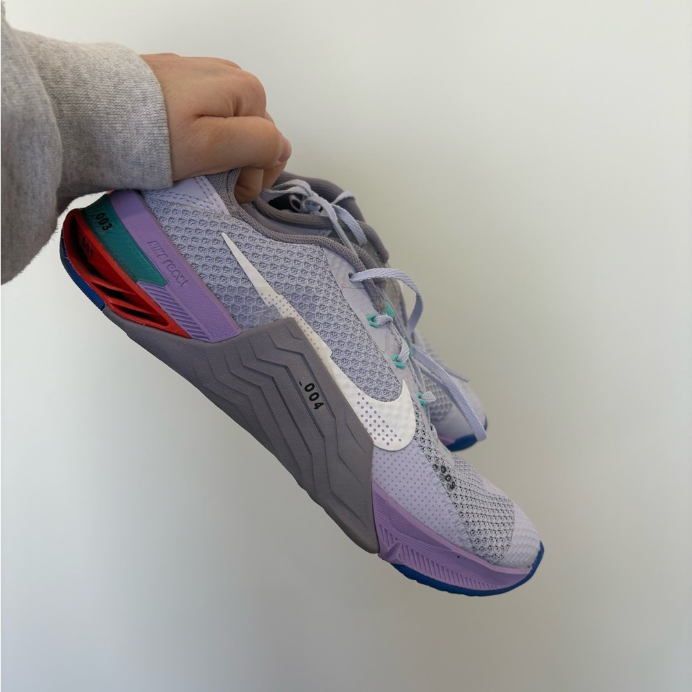 Nike Purple and Gray Athletic Shoes with Gradient Design